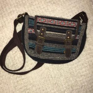 Small patterned cross body purse 👜